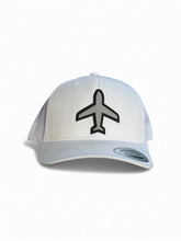 Cargar imagen en el visor de la galería, Gorra Truck Blanca Avion
