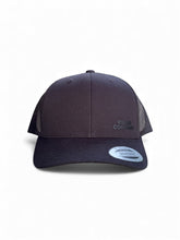 Cargar imagen en el visor de la galería, Gorra Truck Negra Volar Company
