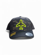 Cargar imagen en el visor de la galería, Gorra Truck Cammo Neon
