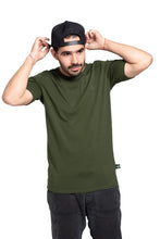 Cargar imagen en el visor de la galería, Camiseta Air Verde Militar Masculino - Volar Company
